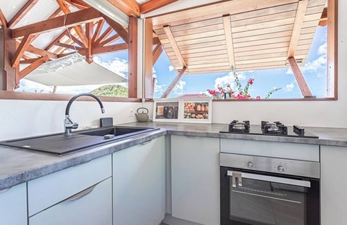 Terre-de-Bas Villa | Idyllic Retreat Between Sea and Ocean with Spa & Hot Tub