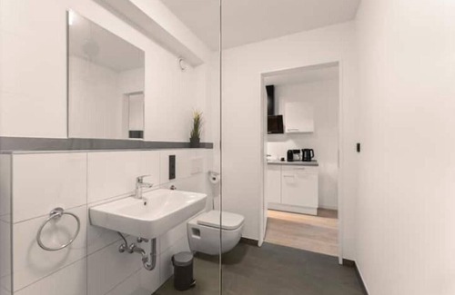 Oldenburg Apartment | Cozy Between Studios - Family-Friendly with Breakfast Included