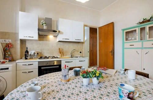 Aci Trezza Apartment | Cozy Apartment Between the Center and the Sea with Terrace