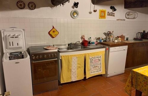 Londa House | Enchanting Forest Retreat Near Florence's Historic Farmhouse