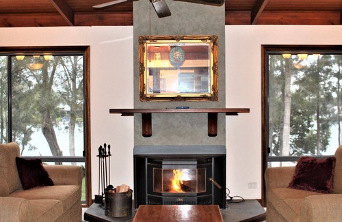 Dora Creek House | Between Waters at Dora Creek