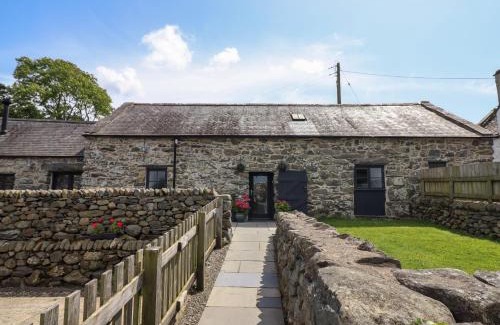 Llanfair House | Discover Beudy Bach: 4-Star Retreat for Families and Pets