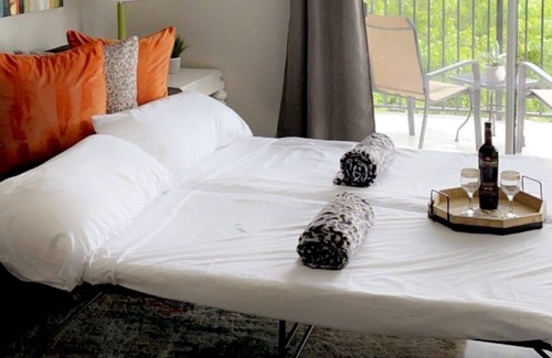 Survey Creek Apartment | Beverly Hills of Fl♥Clean &Comfortable♥Near Hospitals♥KG BD ♥Spacious