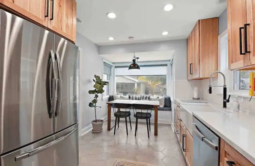 Forestview House | Child-Friendly Beverly House - Guest Rated 10/10