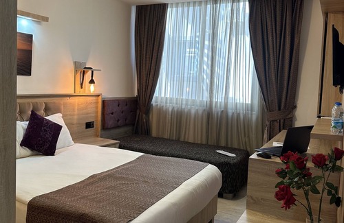 Altnkum Mahallesi Hotel | Discover Beyond Otel: Family-Friendly with Delicious Dining