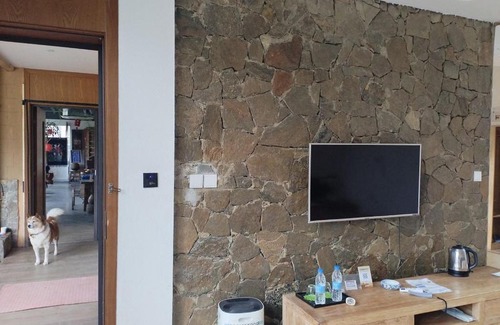 Honghe House | Discover Beyond the Terrace Residence: Pet-Friendly Retreat