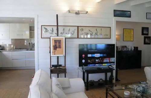 Springfield House | Discover Paradise in Barbados with Breakfast Included