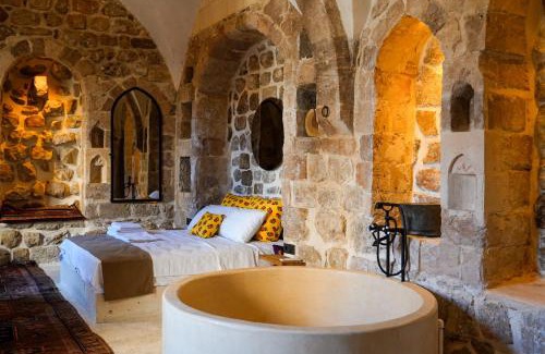 Artuklu Hotel | Discover Beyt Merin Konağı: Family-Friendly Retreat