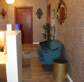 Mazzo House | BF SUITE Foresteria Bellusci