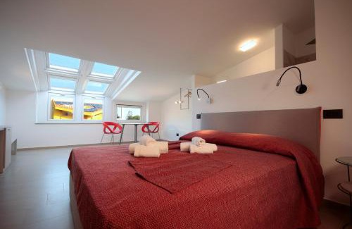 Sciacca House | Beautiful BfB Residence San Marco: Oceanfront with Pool