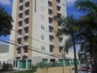 Liberdade Hotel | Relax at BH Jaraguá Hotel: Family-Friendly with Pool