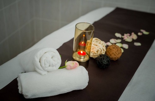 Debrecen Hotel | Discover BH Kristály: Spa Retreat with Top Guest Ratings