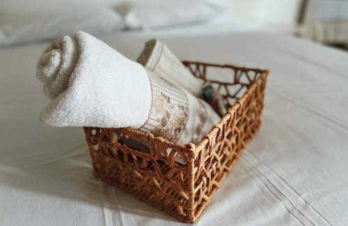 Nova Granada Apartment | Pet-Friendly Studio Apartment with Pool in Estoril