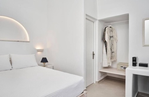 Mykonos Hotel | Cozy Room Mykonos with Kitchen and Breakfast Included