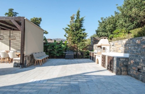 Kounelion Villa | Relaxing Villa Elounda with Ocean View & Private Pool