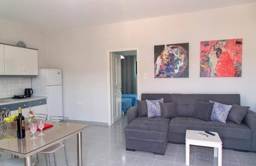 Palekastro Villa | Discover Home Sitia: Family-Friendly Retreat with Spa & More