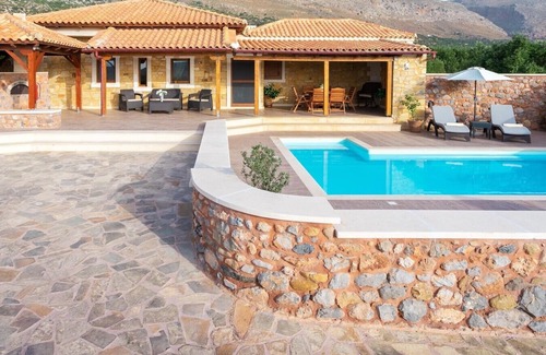 Sitia Villa | Discover Villa Xerokampos: Ocean View & Private Pool Retreat