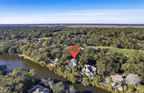 Vanderhorst Plantation House | Experience Comfort at 17 Bufflehead with Pool Access