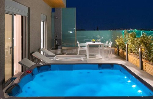 Psinthos Apartment | Relaxing Suite Rhodes with Spa, Hot Tub & Breakfast Options
