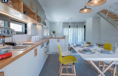 Melissi Villa | Villa Peloponnisos: Family-Friendly Retreat with Breakfast