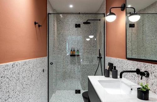 Thessaloniki City Centre Hotel | Family-Friendly BH701 - C Room with Kitchen in Thessaloniki