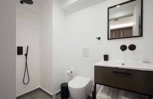 Kerameikos Apartment | Family-Friendly Suite in the Heart of Athens Awaits You
