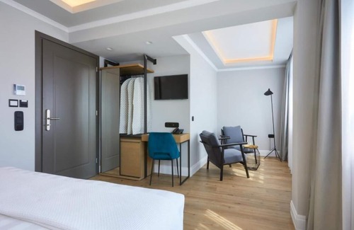 Kerameikos Apartment | Family-Friendly Suite in the Heart of Athens Awaits You