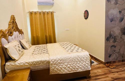 Jaipur Apartment | Experience Bhanu Bhawan: 10/10 Rated with Breakfast & Kids' Fun