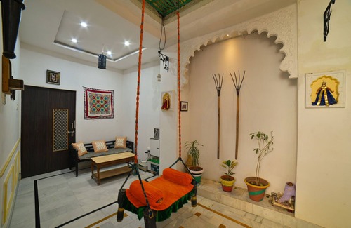 Amar Sagar Pol House | Enjoy Lake Views at Bhimkothi Boutique Homestay