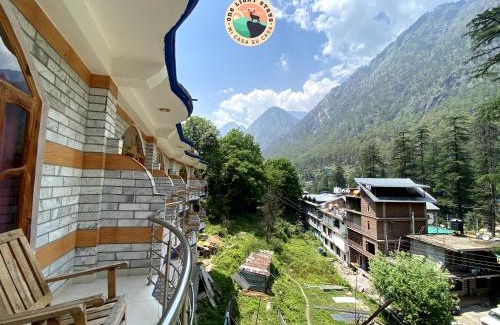 Kasol Hotel | Budget-Friendly Stay at Bhoj Hotel with Family Amenities