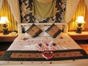 Ko Chang Resort | Inviting Bhumiyama Plus: Oceanfront Bliss with Pool Access