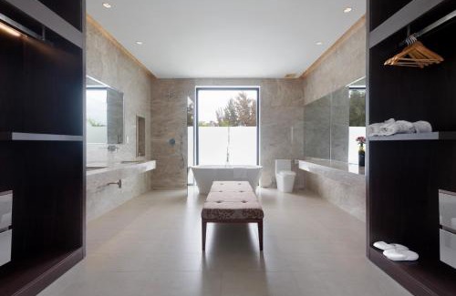 Long Hai Villa | Beachfront Villa with Pool and Child-Friendly Amenities
