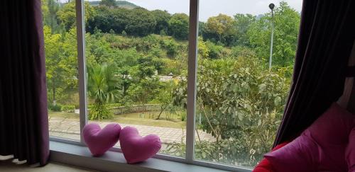 Luong Son Apartment | Inviting 3-Bedroom Villa at Ivory Resort Hòa Bình