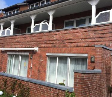 Langeoog Apartment | Discover Relaxation at Bi Uki with Hot Tub Amenities