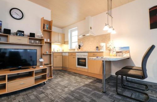 Langeoog Apartment | Discover Relaxation at Bi Uki with Hot Tub Amenities