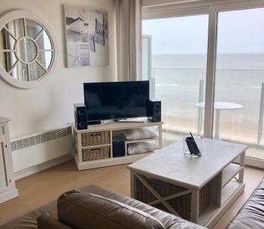 Westende Apartment | Bianca Hotel: Oceanfront Bliss with a 9.3 Guest Rating