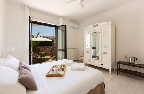 Santa Maria di Leuca House | Discover Biancaleuca Rooms & Suite: Rated 9/10 for Comfort