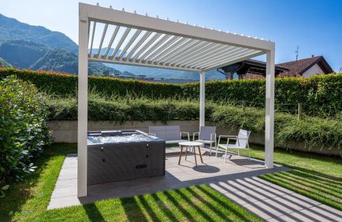 Primaluna Hotel | Bianco Hotel: Family-Friendly with Hot Tub and Breakfast