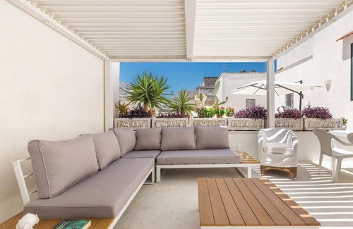 Trepuzzi House | Explore 3610 Bianco Liberty: Pet-Friendly & Family Ready