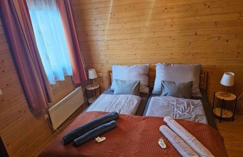 Monosbel Apartment | Bibe Vendégház