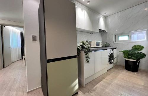 Seogyo-dong Apartment | Family-Friendly Stay at BIBI-Hong Dae, a 4-Star Retreat