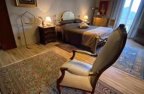 Terni Apartment | Discover Bice House: Pet-Friendly Retreat with Hot Tub