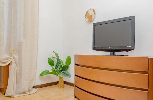 Segnano Apartment | Cozy Bicocca Apartment with 2 Bedrooms Near Metro Access