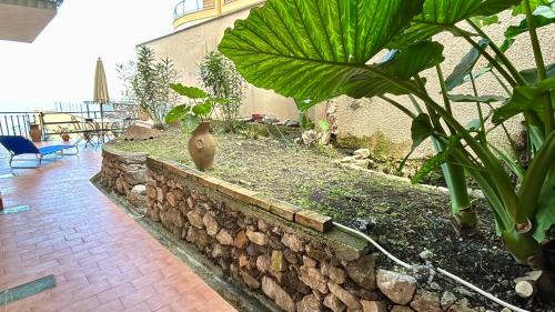 Taormina Apartment | Bidduzza House