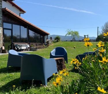 Urnieta House | Experience Bidegurutzeta Landetxea: Pet-Friendly Retreat