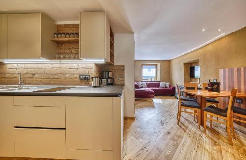 Cermes House | Beachfront Biedermannhof: Family-Friendly with Ocean Views