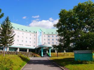 Shirogane Onsen Hotel | Relaxing Retreat at Biei Shirogane Onsen Hotel Park Hills