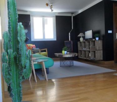 Urraul Bajo Apartment | Welcome to Your Home Away from Home - 9.6/10 Rated!