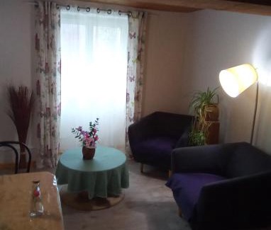 La Roche-sur-Yon House | Escape to the Countryside: Family-Friendly Retreat Awaits