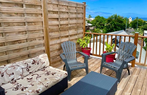 Saint-Pierre De La Reunion Apartment | Discover Oceanfront Bliss at Résidence Ylang Ylang